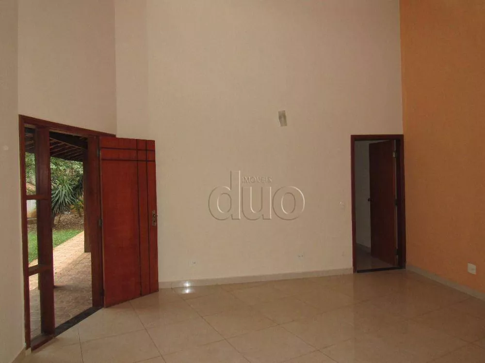 Casa à venda com 3 quartos, 230m² - Foto 3