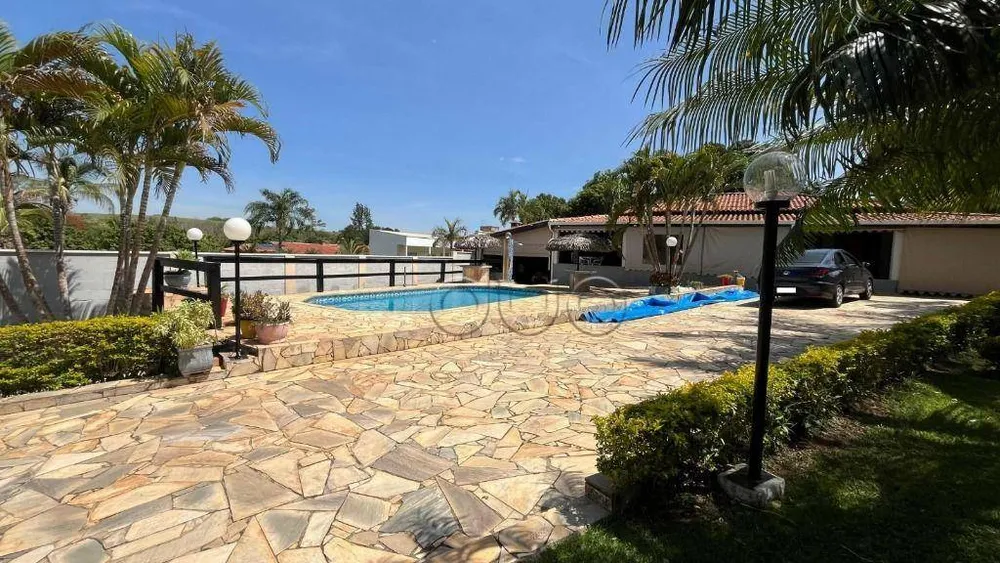 Chácara, 2 quartos, 1210 m² - Foto 2