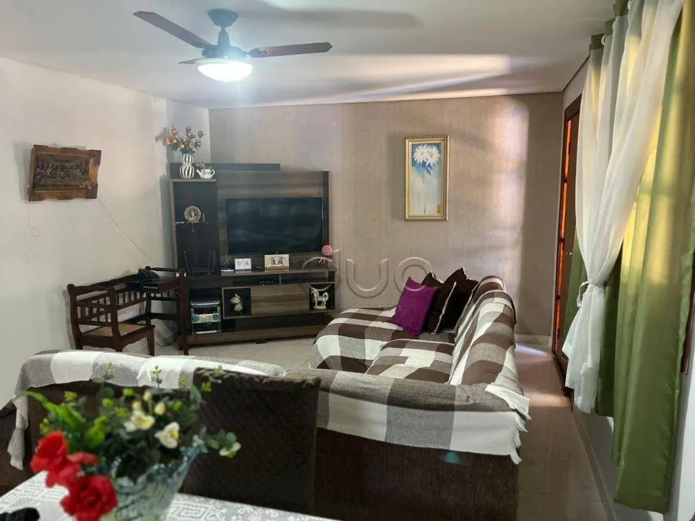 Chácara, 2 quartos, 1210 m² - Foto 11