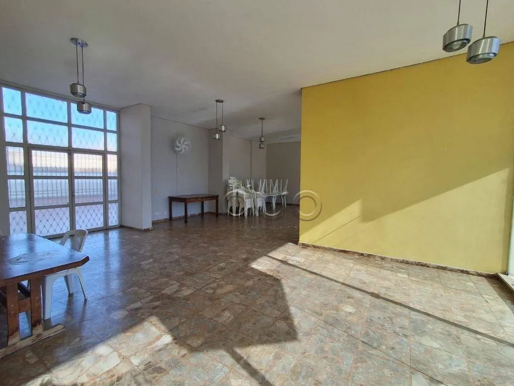 Apartamento, 3 quartos, 156 m² - Foto 2