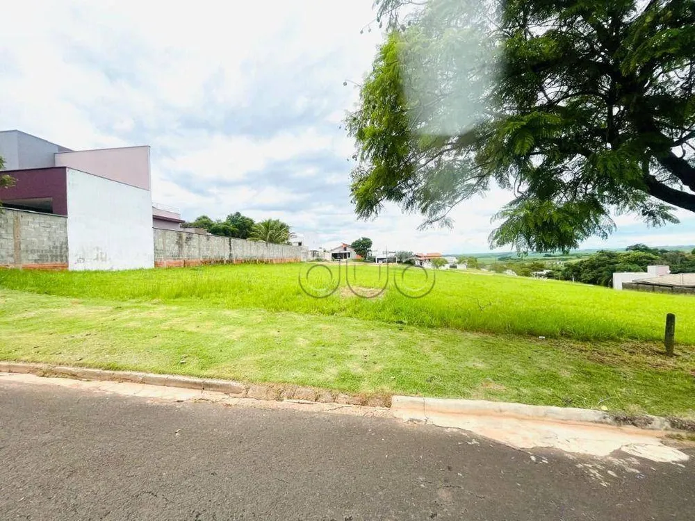 Loteamento e Condomínio, 1000 m² - Foto 2