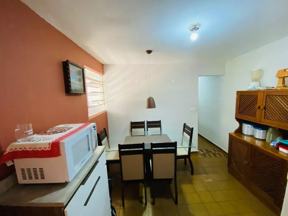 Casa à venda com 2 quartos, 146m² - Foto 1