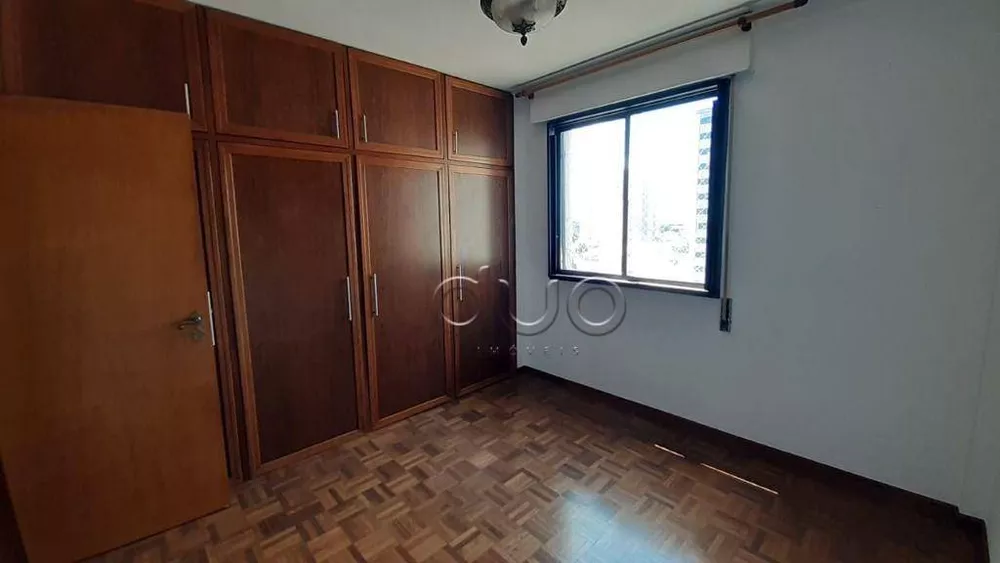 Apartamento à venda com 3 quartos, 165m² - Foto 2