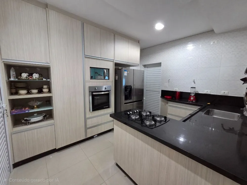Casa, 3 quartos, 210 m² - Foto 3