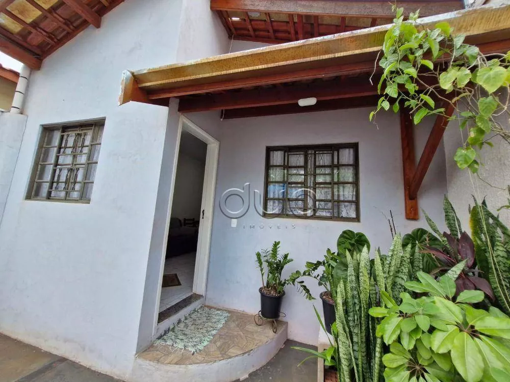 Casa à venda com 2 quartos, 90m² - Foto 4