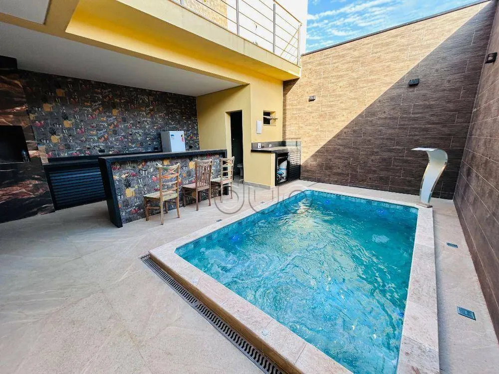 Casa, 3 quartos, 209 m² - Foto 1