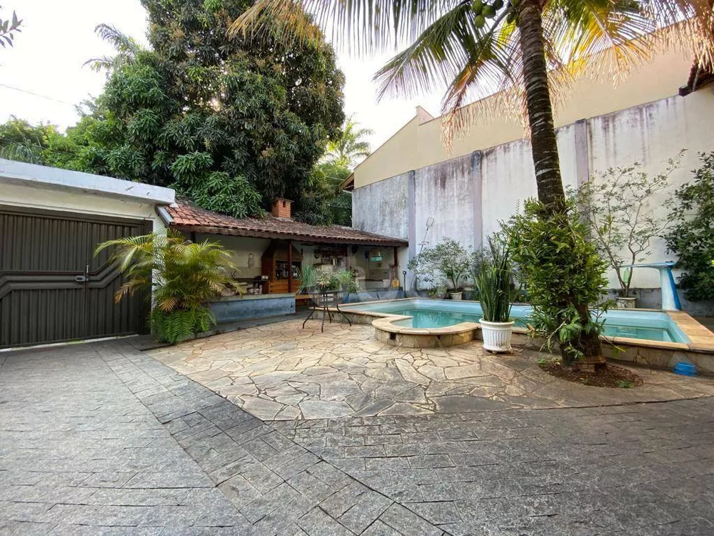 Casa, 3 quartos, 231 m² - Foto 4