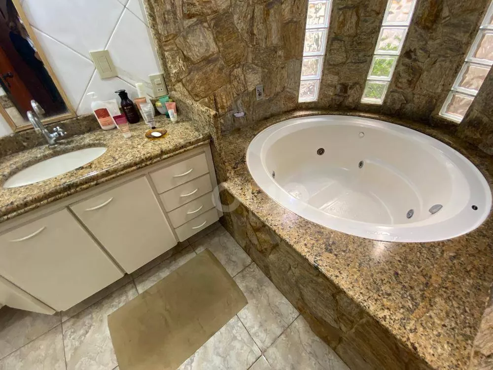 Casa, 3 quartos, 231 m² - Foto 17