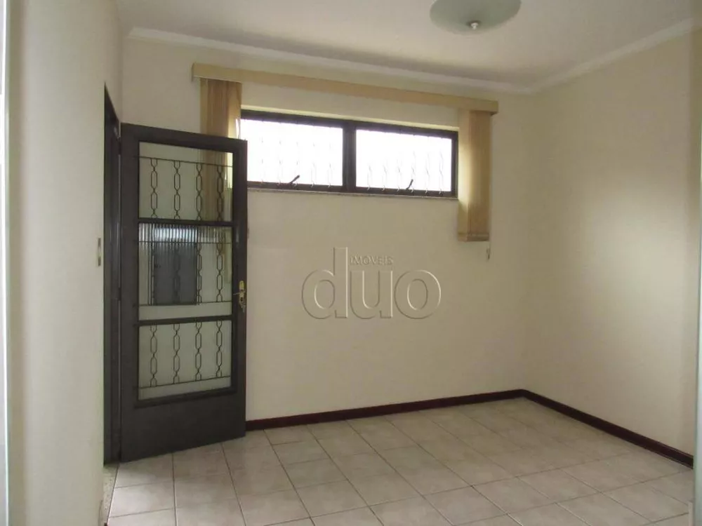 Casa à venda e aluguel com 2 quartos, 180m² - Foto 1