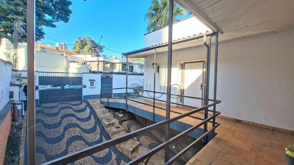 Casa, 5 quartos, 324 m² - Foto 1