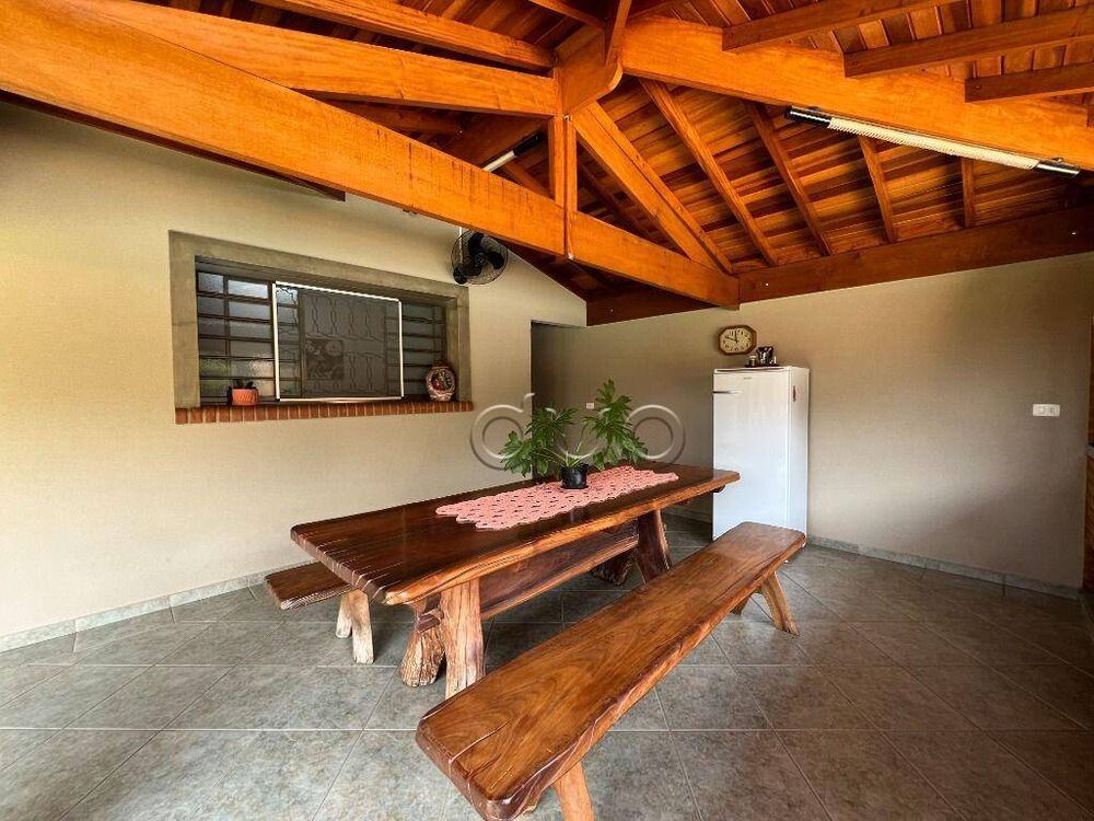 Casa, 3 quartos, 250 m² - Foto 2