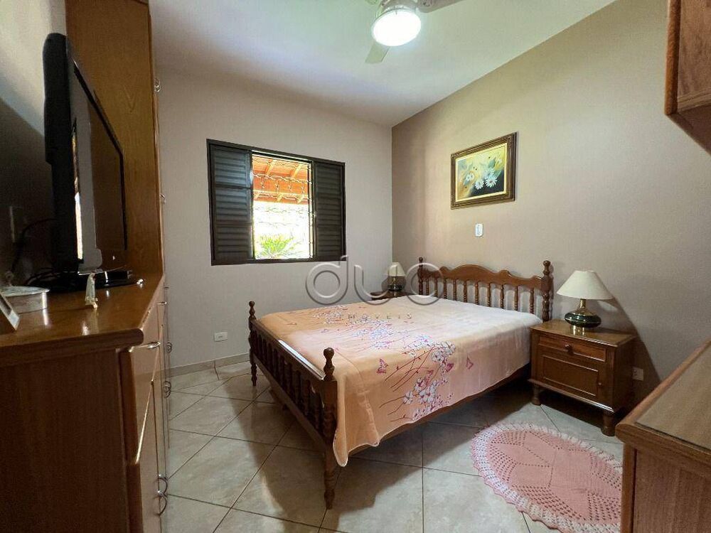 Casa, 3 quartos, 250 m² - Foto 4