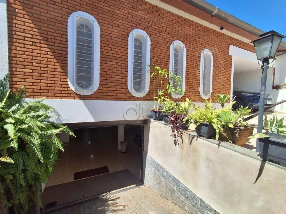 Casa, 4 quartos, 380 m² - Foto 1