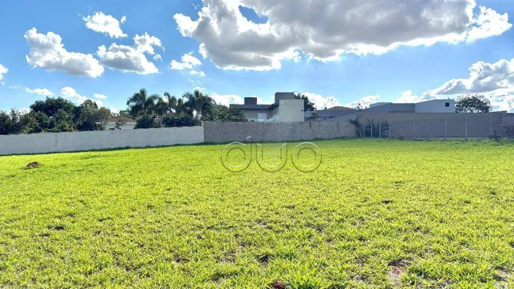 Loteamento e Condomínio, 1000 m² - Foto 1