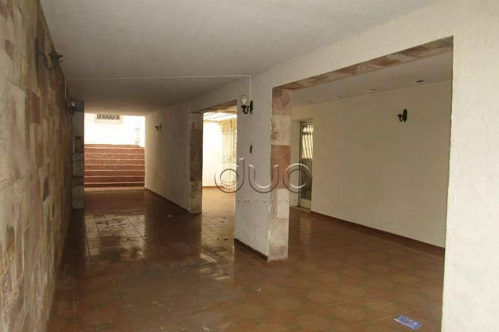 Casa para alugar com 3 quartos, 273m² - Foto 3