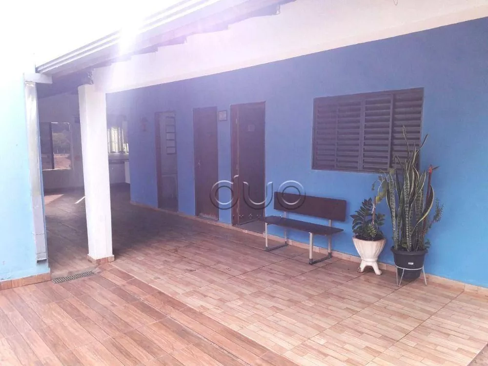 Chácara à venda com 2 quartos, 180m² - Foto 3