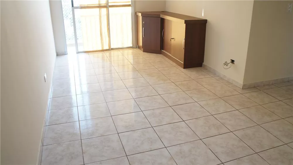 Apartamento à venda com 3 quartos, 73m² - Foto 3