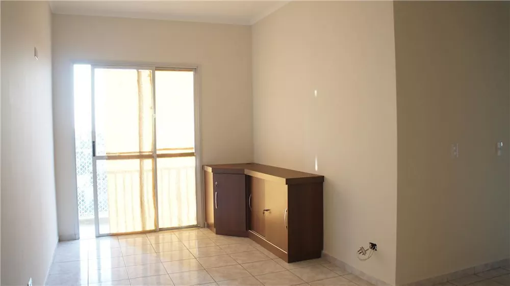 Apartamento à venda com 3 quartos, 73m² - Foto 4