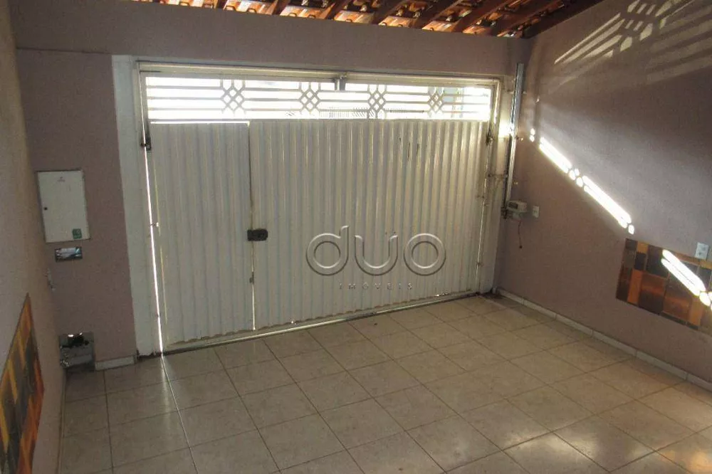 Casa à venda com 3 quartos, 131m² - Foto 3