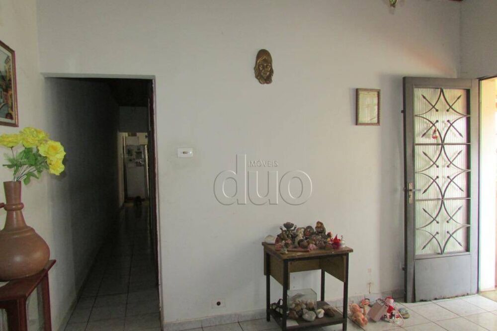 Casa à venda com 4 quartos, 130m² - Foto 2