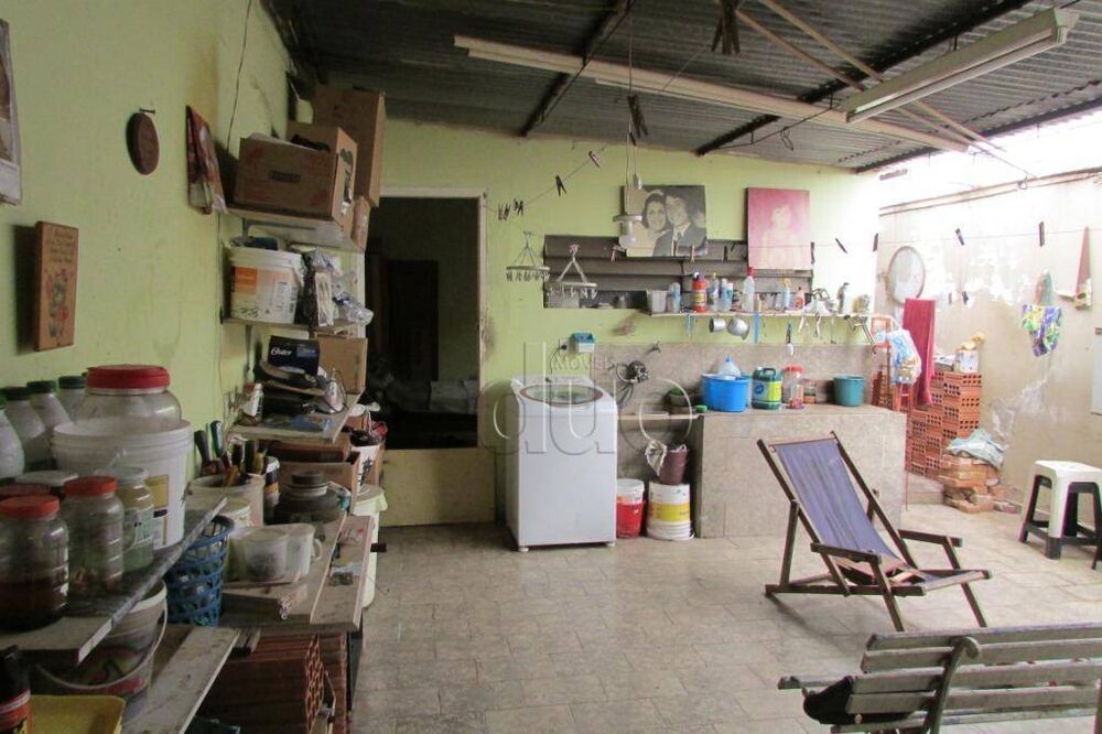 Casa à venda com 4 quartos, 130m² - Foto 3