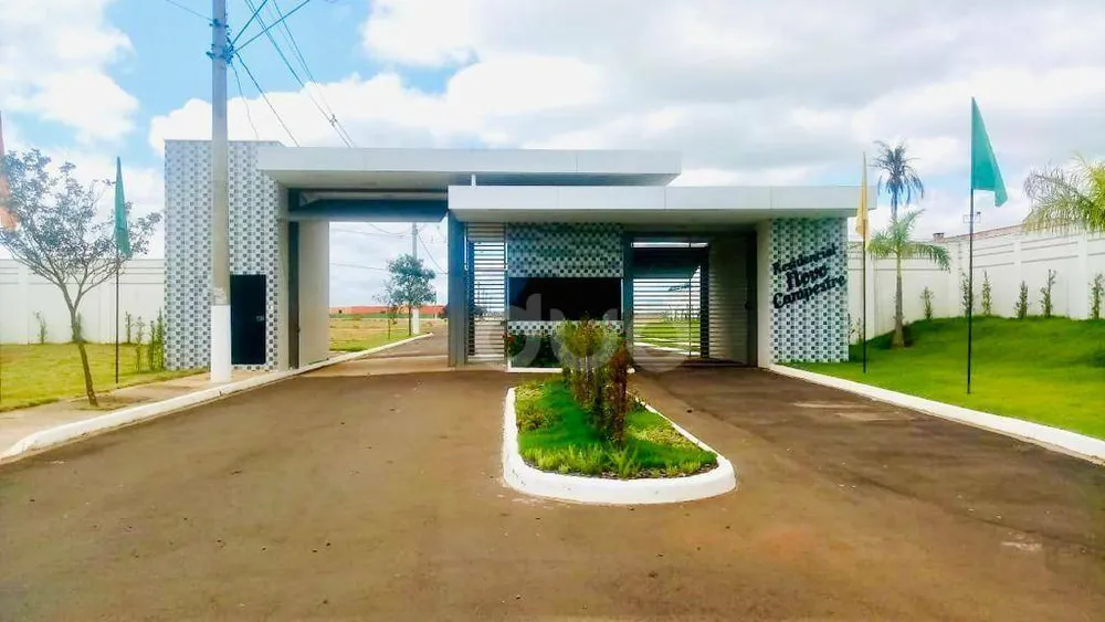 Loteamento e Condomínio, 348 m² - Foto 1