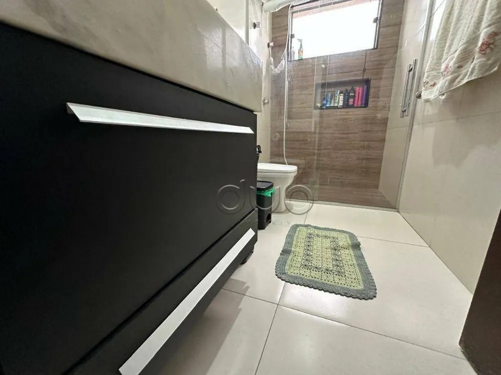 Casa, 3 quartos, 224 m² - Foto 2