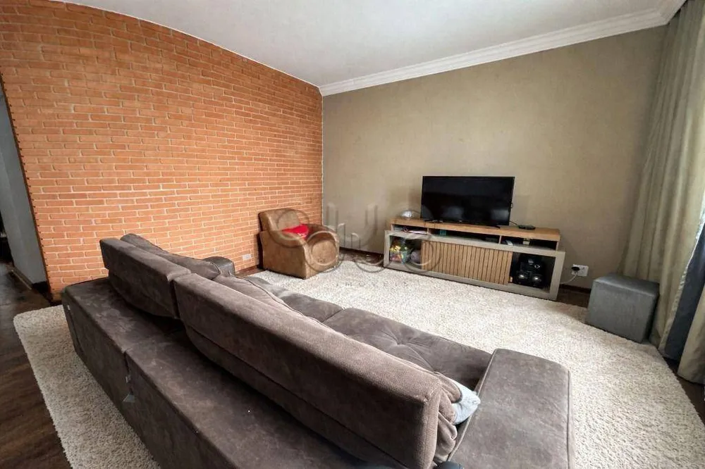 Casa, 3 quartos, 224 m² - Foto 3