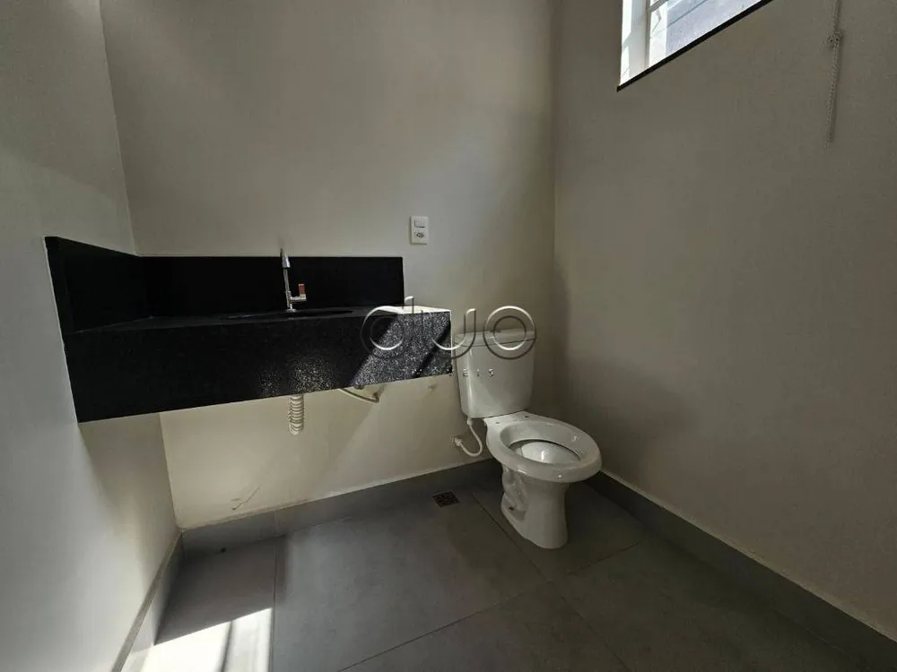 Casa, 3 quartos, 234 m² - Foto 1