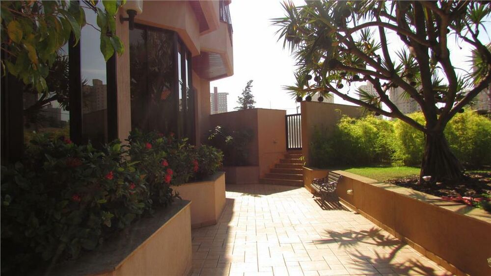 Apartamento à venda com 4 quartos, 198m² - Foto 3