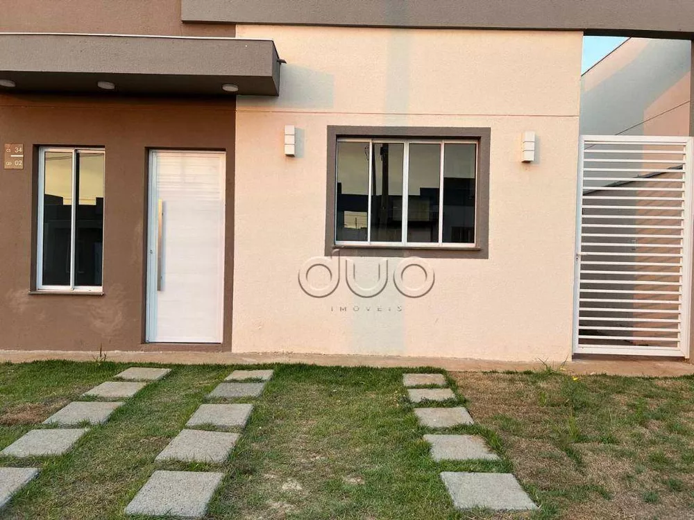 Casa de Condomínio para alugar com 3 quartos, 67m² - Foto 2