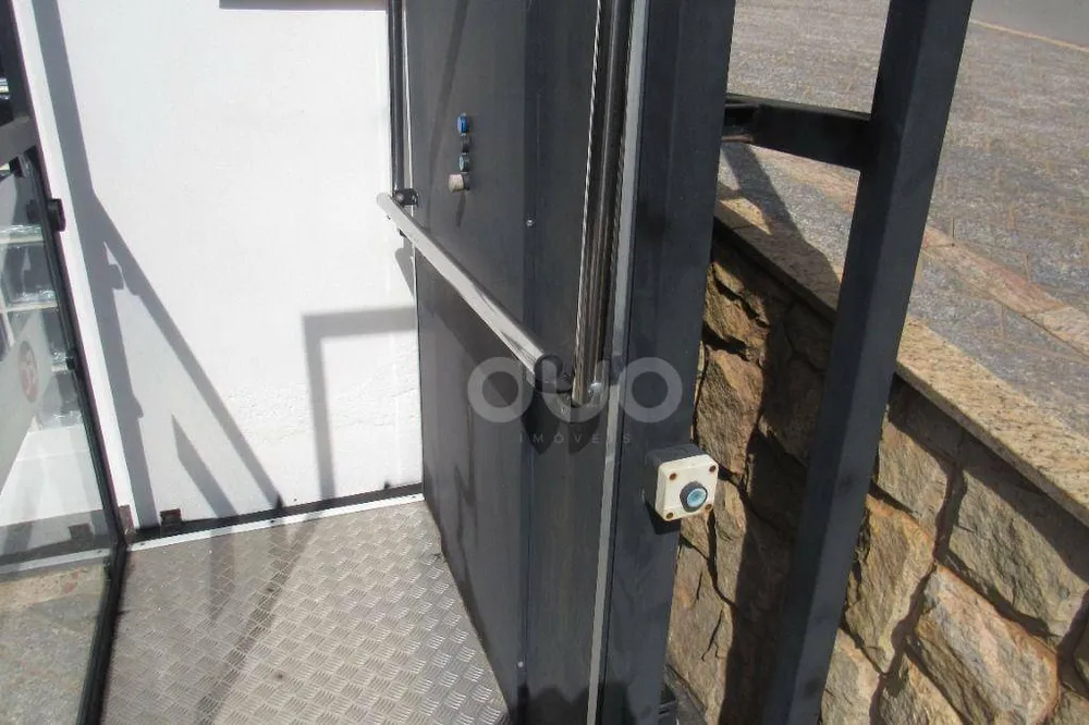 Casa, 3 quartos, 216 m² - Foto 1