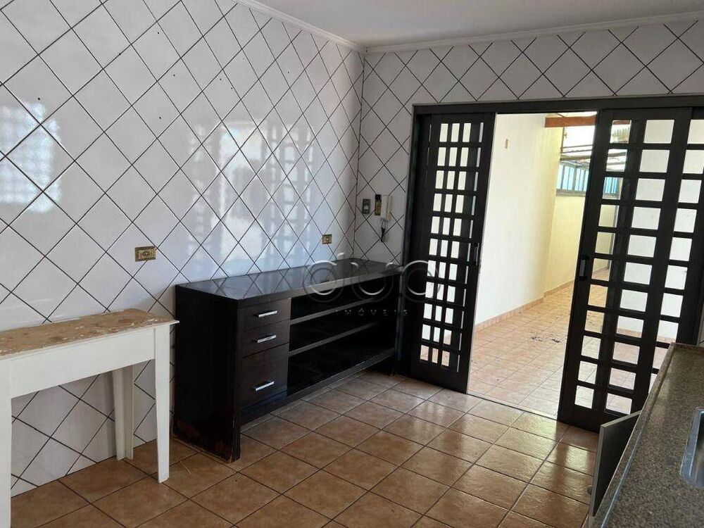 Casa, 3 quartos, 208 m² - Foto 4