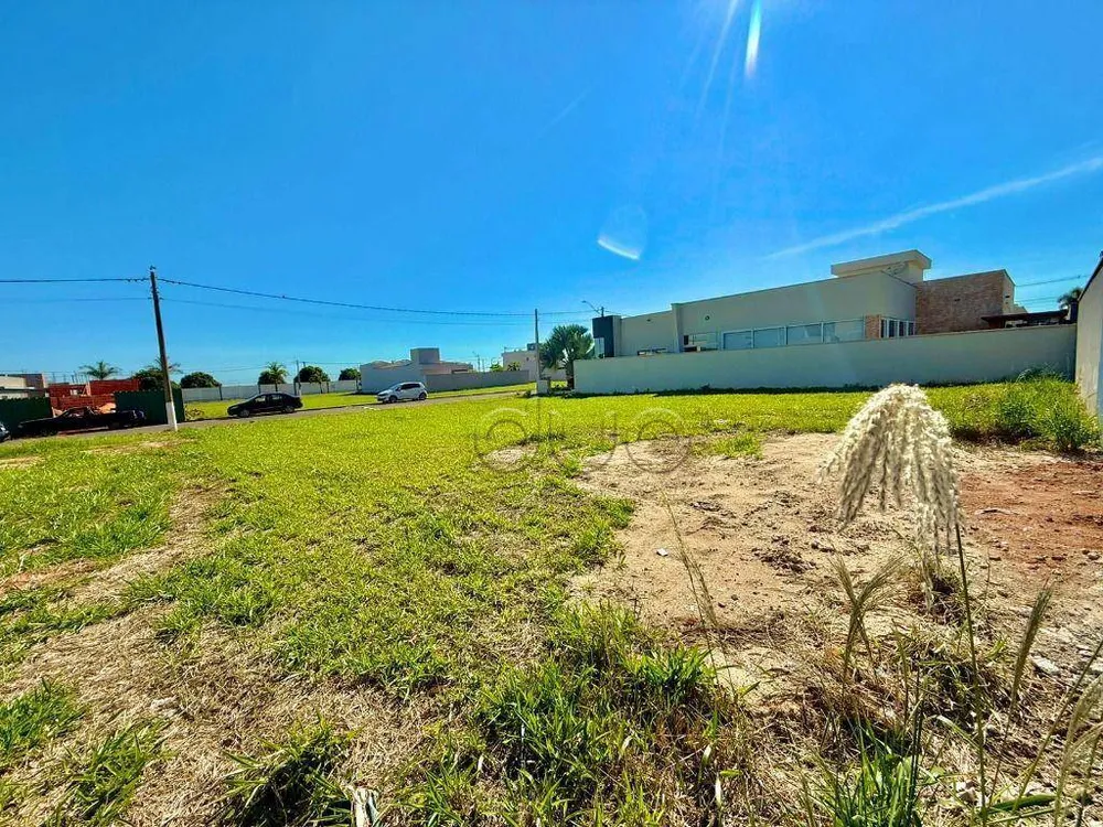 Loteamento e Condomínio, 250 m² - Foto 1