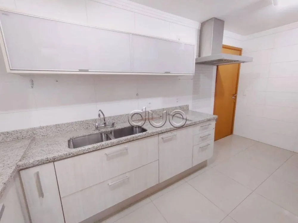 Apartamento, 3 quartos, 140 m² - Foto 2