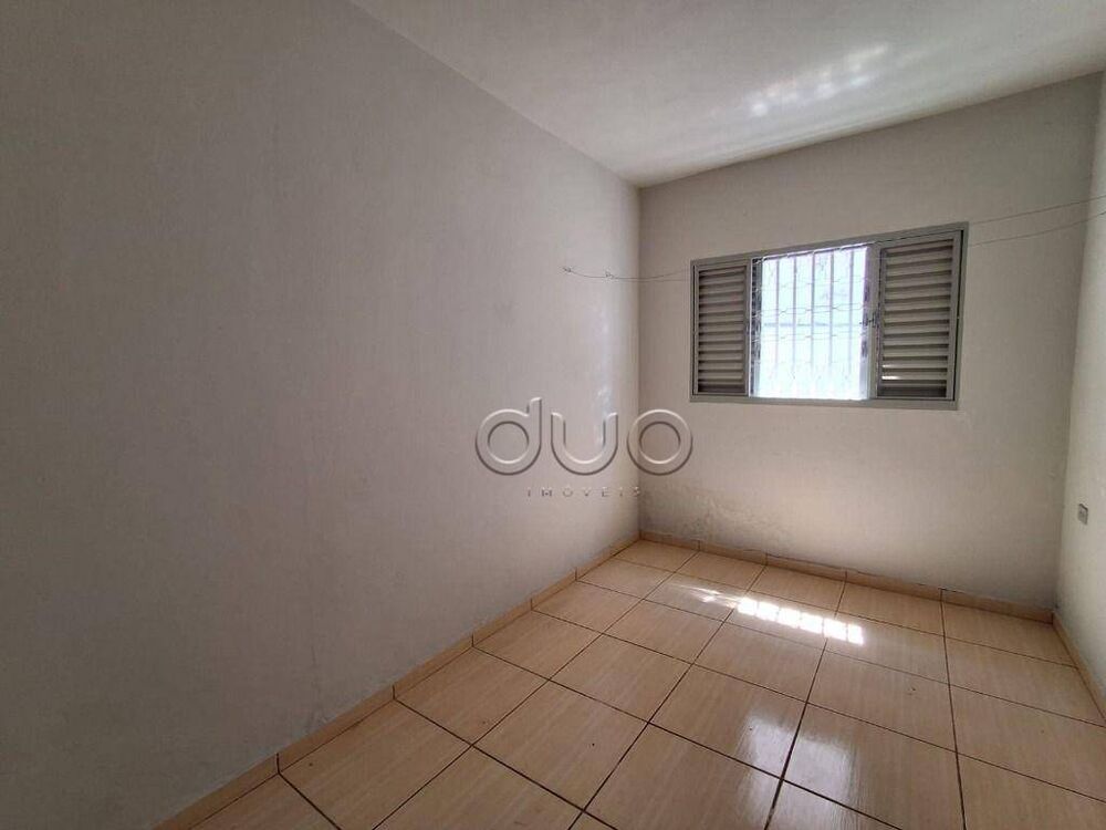 Casa à venda com 4 quartos, 206m² - Foto 3