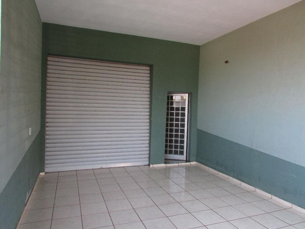 Casa, 3 quartos, 241 m² - Foto 2