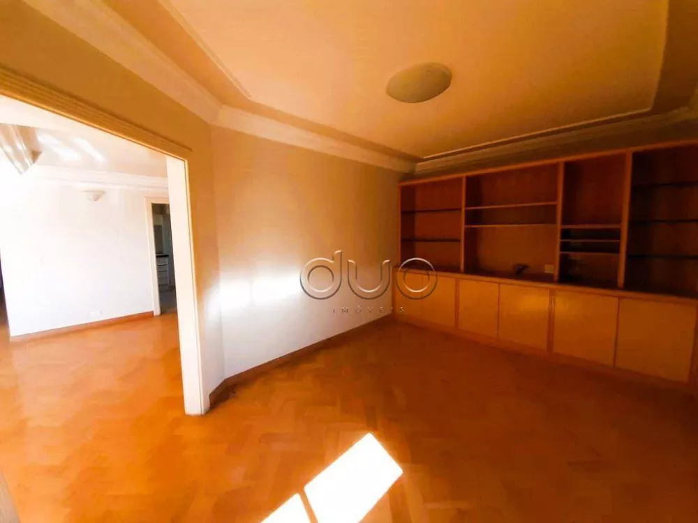 Apartamento à venda com 3 quartos, 227m² - Foto 7