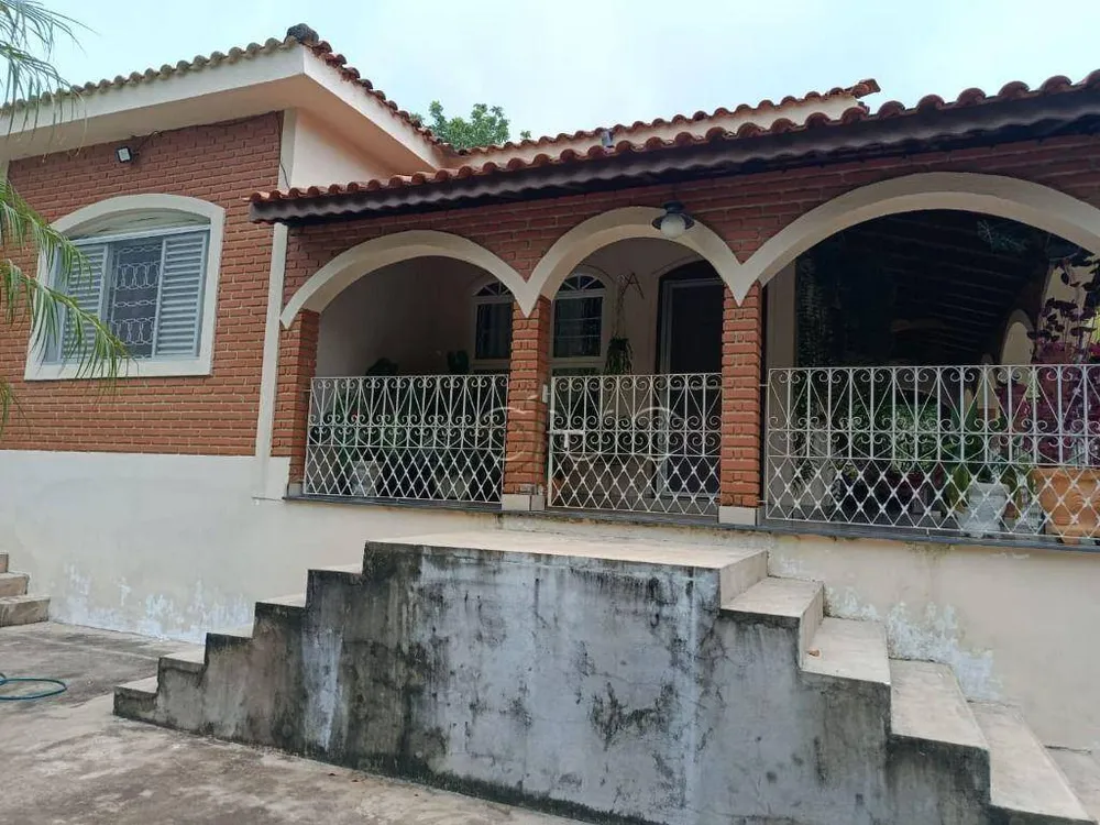 Chácara, 3 quartos, 1000 m² - Foto 1