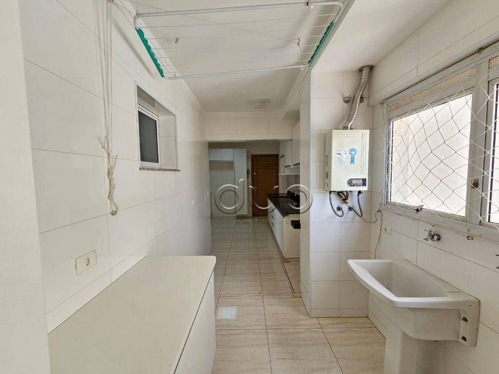 Apartamento para alugar com 3 quartos, 157m² - Foto 9