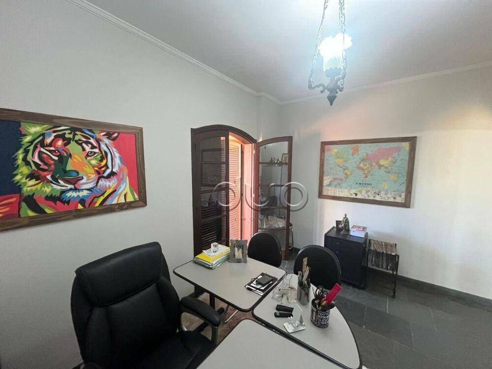 Casa à venda com 3 quartos, 336m² - Foto 1