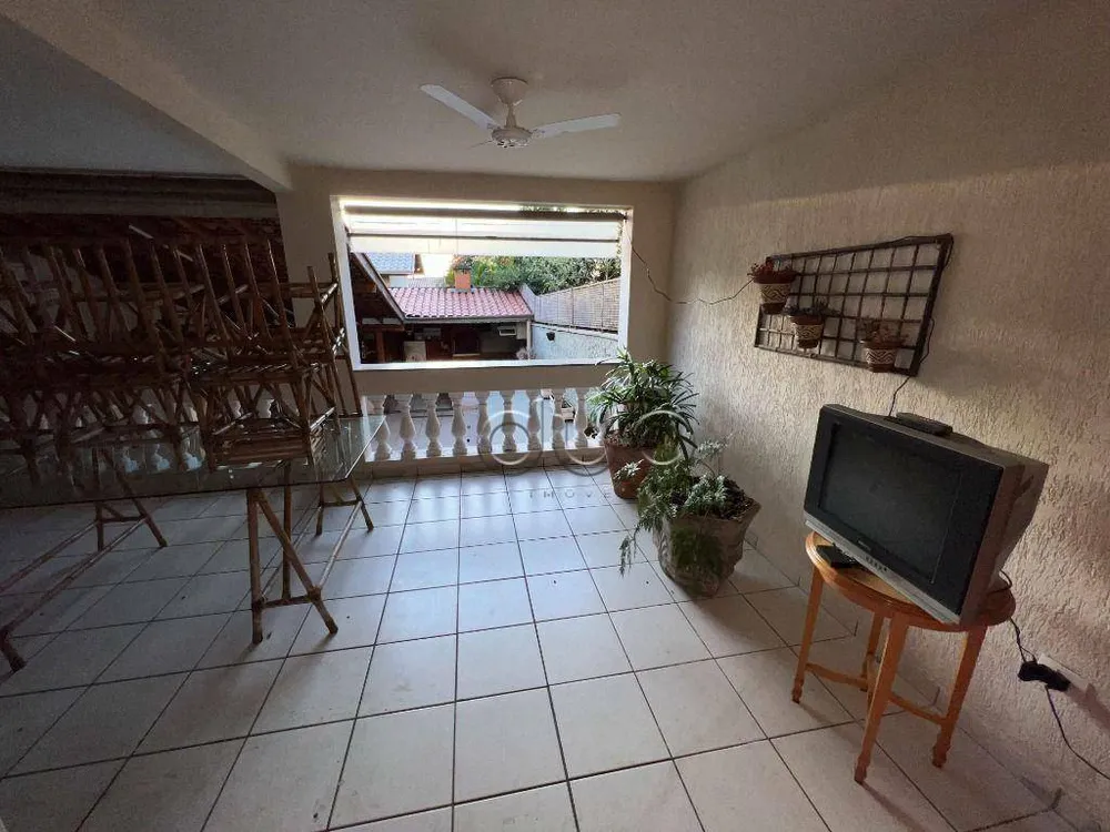 Casa, 3 quartos, 240 m² - Foto 9