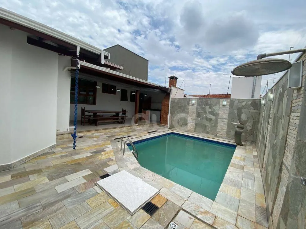 Casa, 3 quartos, 200 m² - Foto 1