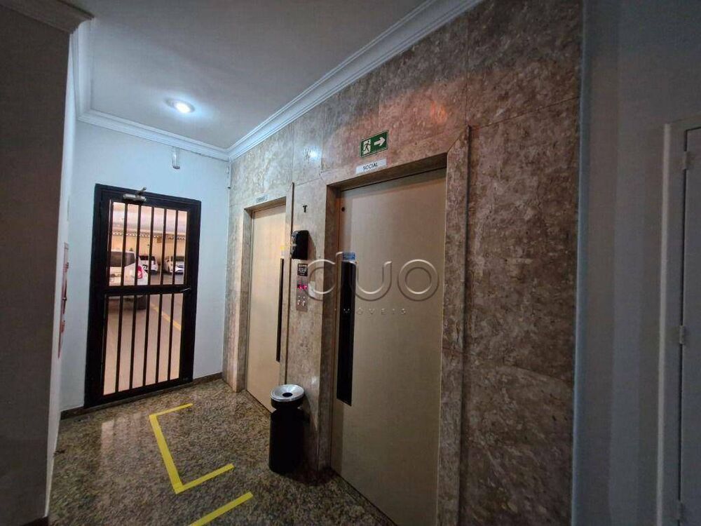 Apartamento à venda com 3 quartos, 130m² - Foto 1
