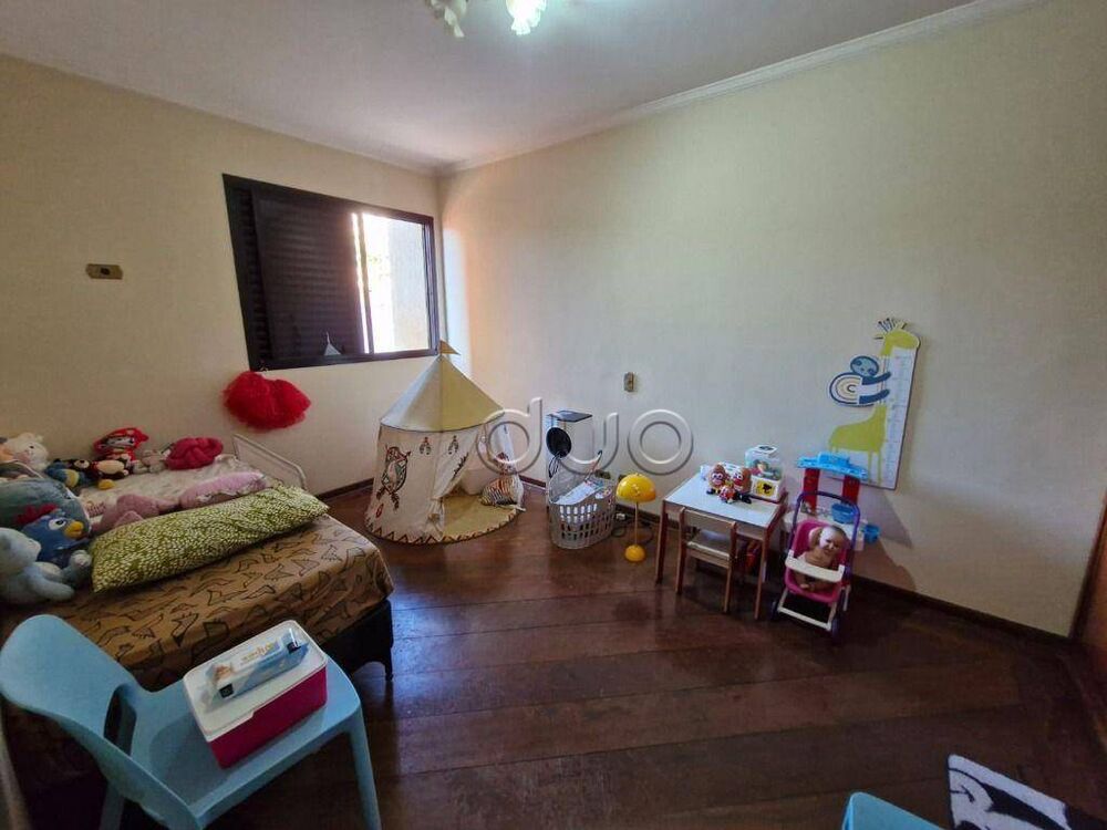 Apartamento à venda com 3 quartos, 130m² - Foto 3