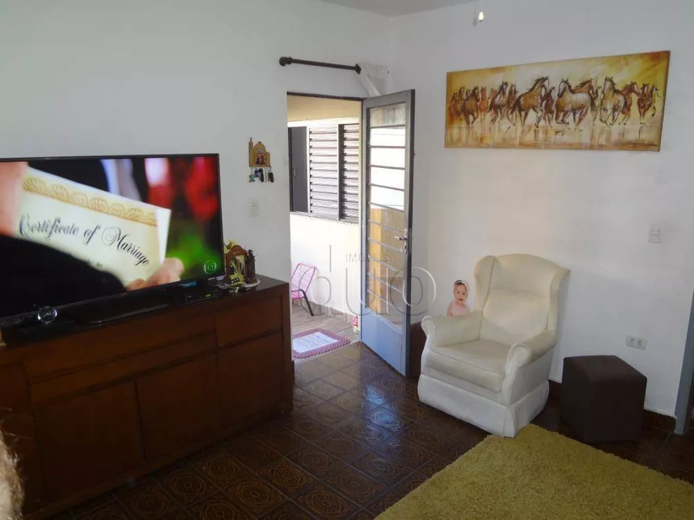 Casa à venda com 3 quartos, 160m² - Foto 1