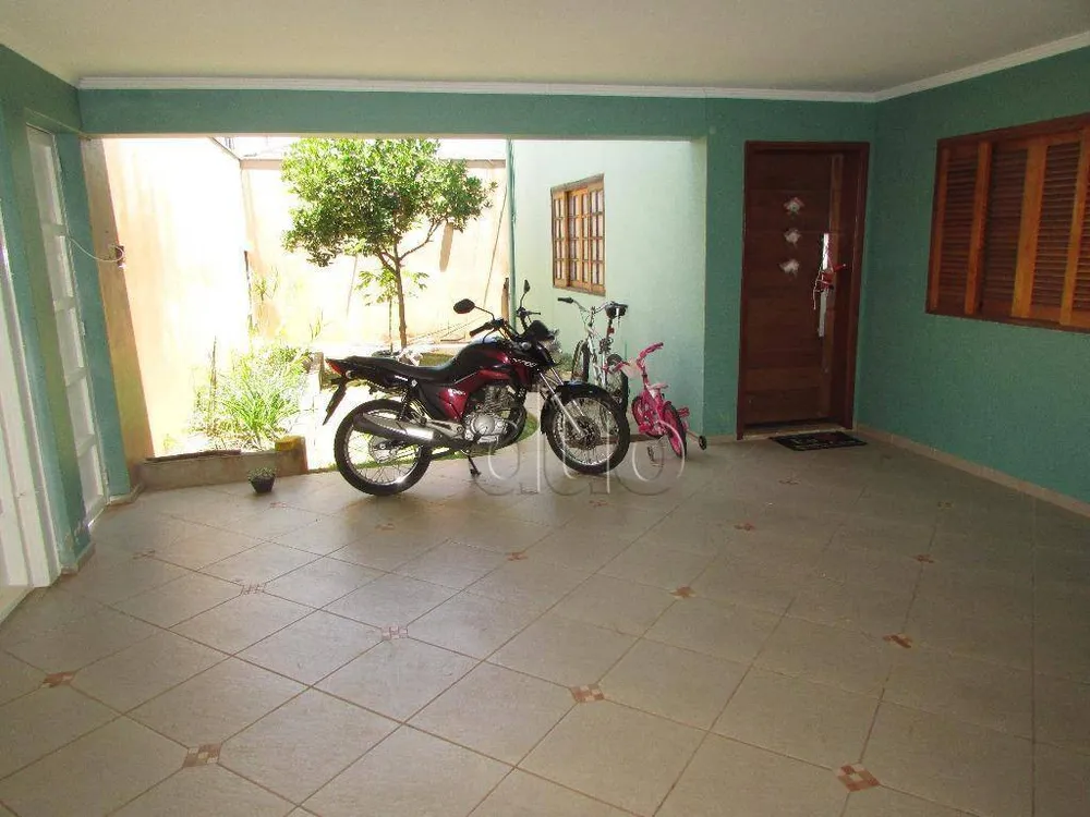 Casa, 4 quartos, 305 m² - Foto 2
