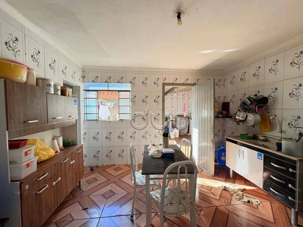 Casa, 4 quartos, 157 m² - Foto 1