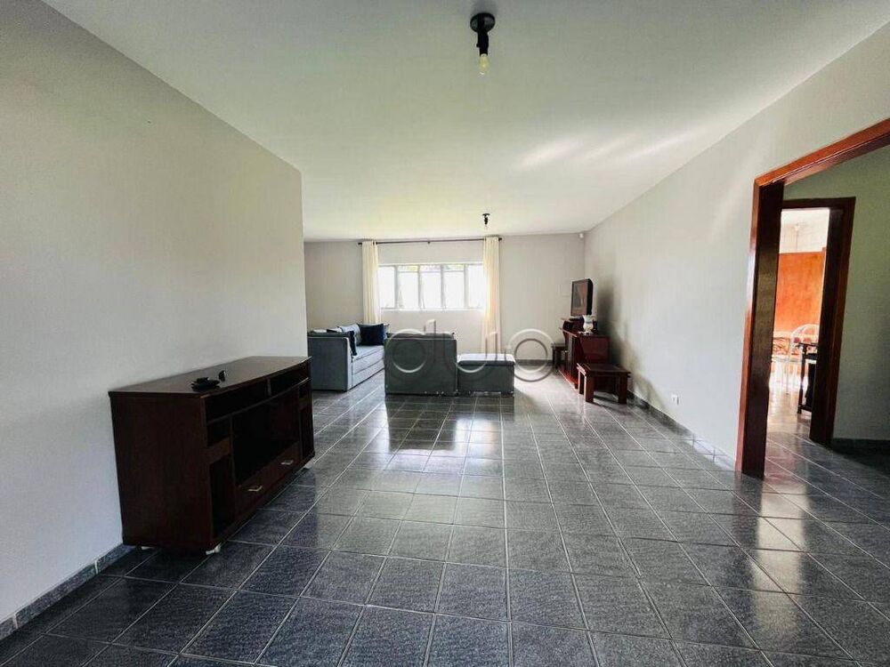 Casa, 3 quartos, 258 m² - Foto 2