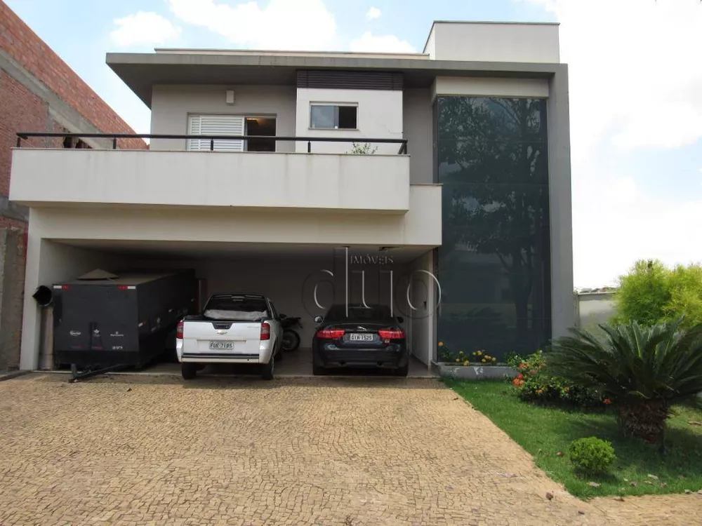 Casa de Condomínio à venda com 4 quartos, 330m² - Foto 1